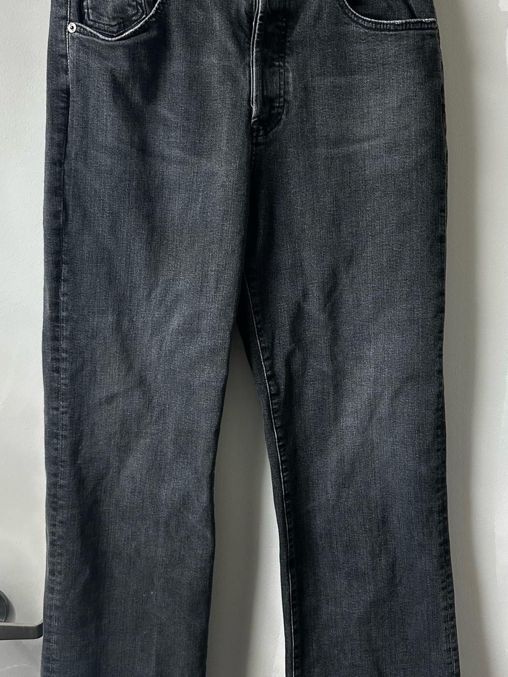 AG-ED Denim Kinsley High Rise Crop Pop Black Jeans Size 30